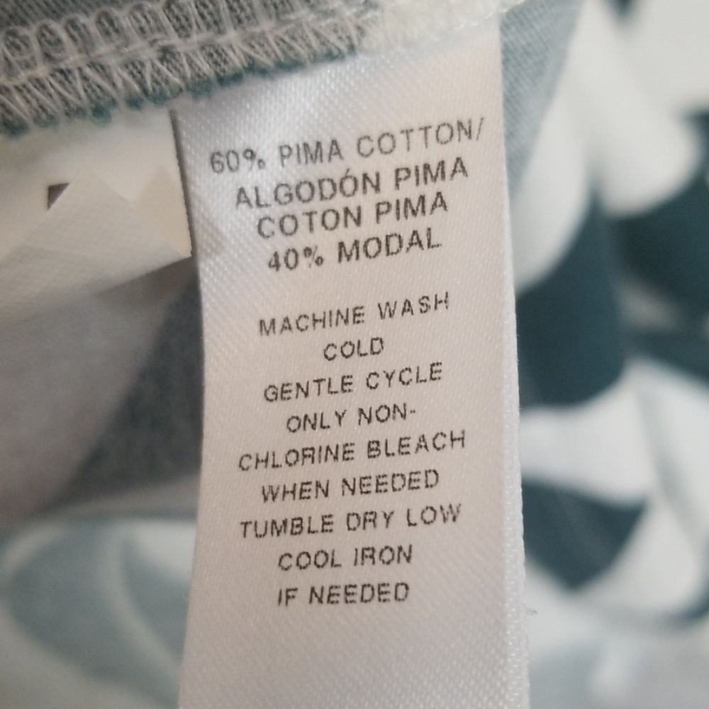 Loft Triangle Print Blouse Size Medium - image 5